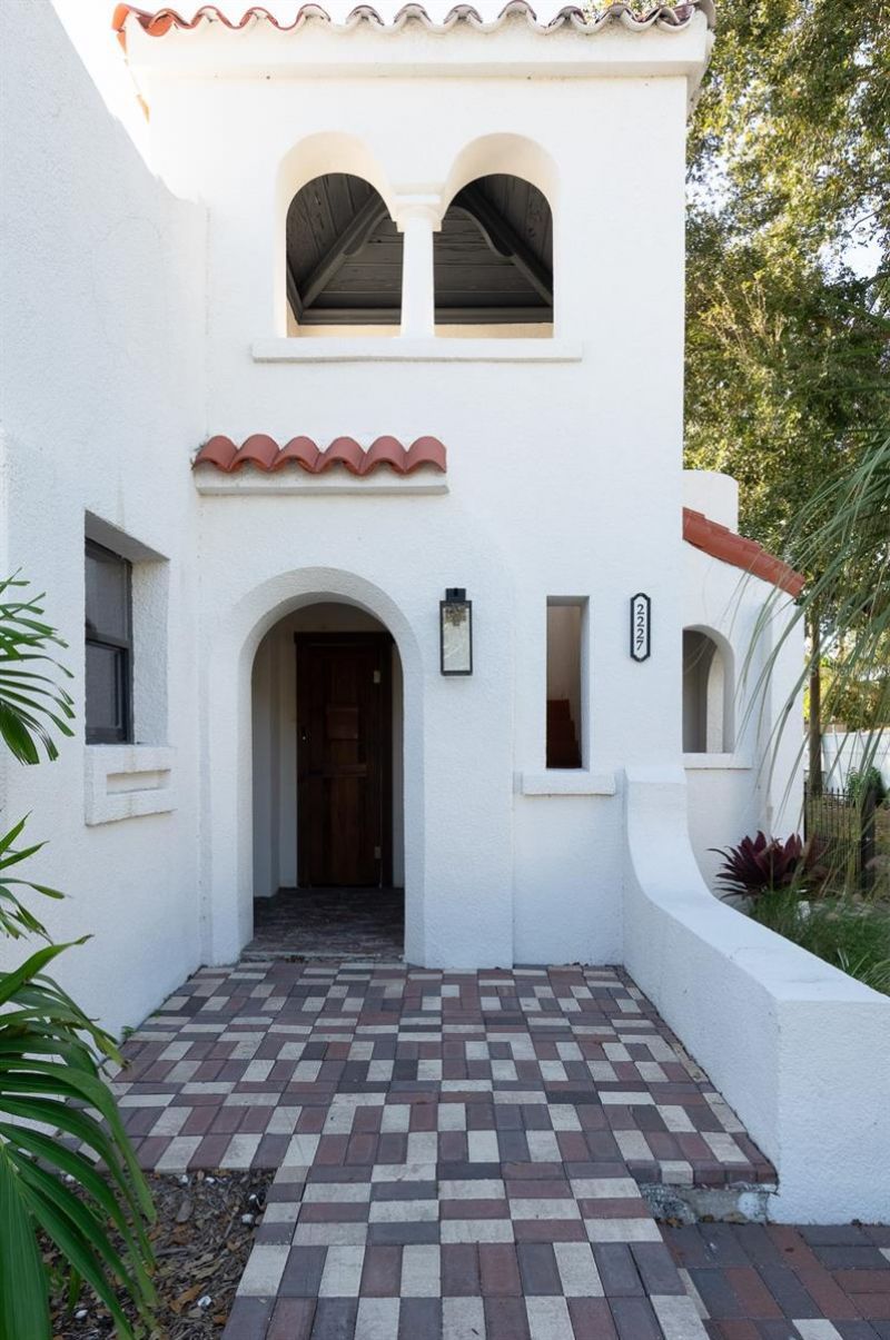 2227 29th Street S, Saint Petersburg, FL 33712 Photo