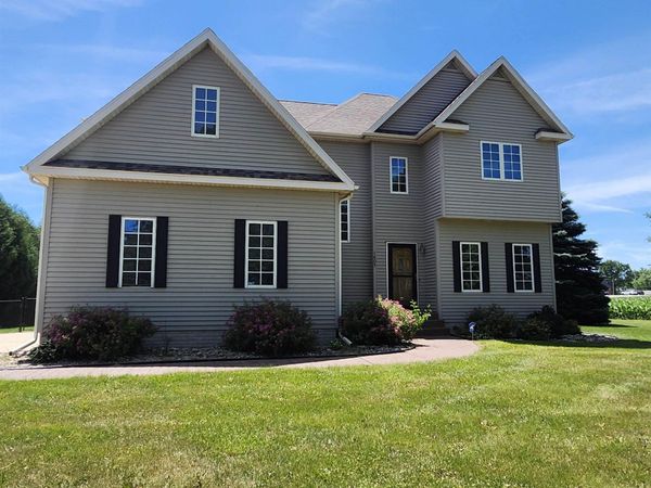 1605 Rolling Hills Drive, Fort Dodge, IA 50501