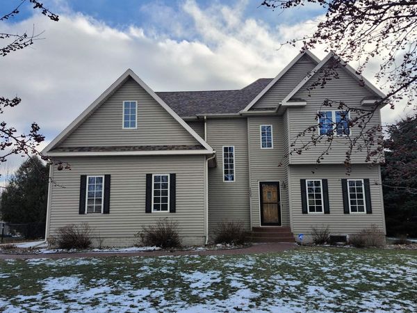 1605 Rolling Hills Drive, Fort Dodge, IA 50501