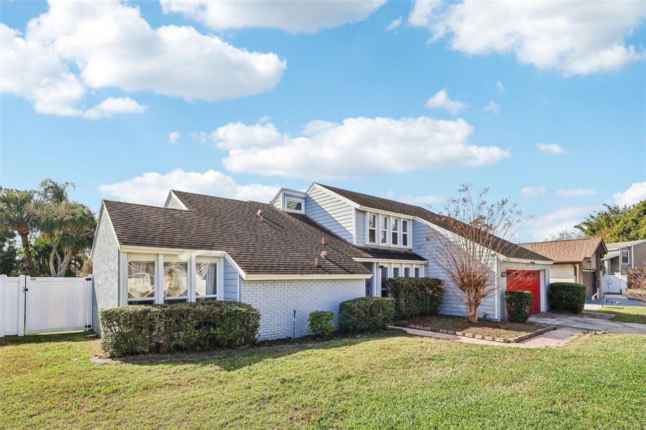 8812 S Shadow Bay Drive, Orlando, FL 32825 Main Photo