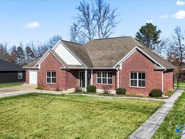 160 Shaw Street, Albertville, AL 35950