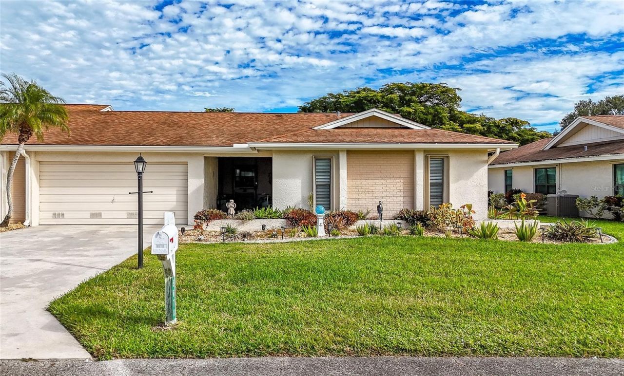 5678 Balkan Court, Fort Myers, FL 33919 Main Photo