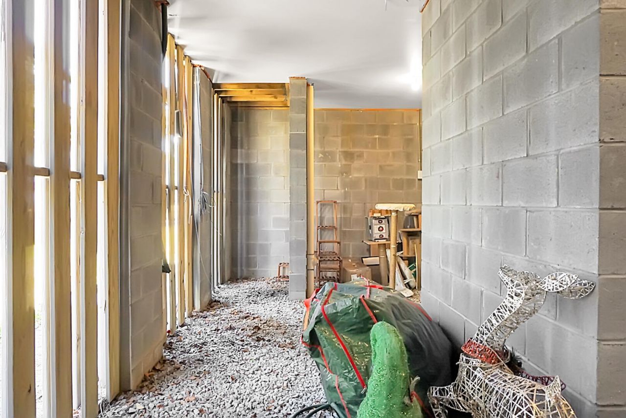 305 Lanyard Street Photo 51