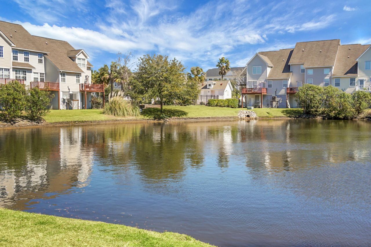 305 Lanyard Street Photo 57