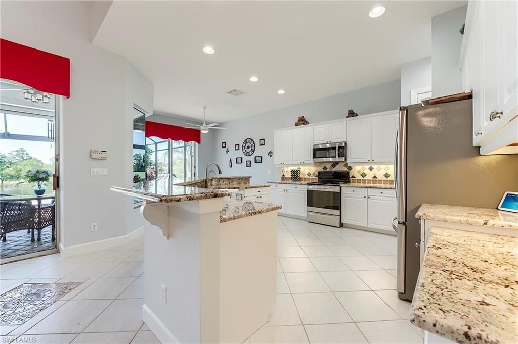 9185 Hollow Pine Dr, Estero, FL 34135 Photo