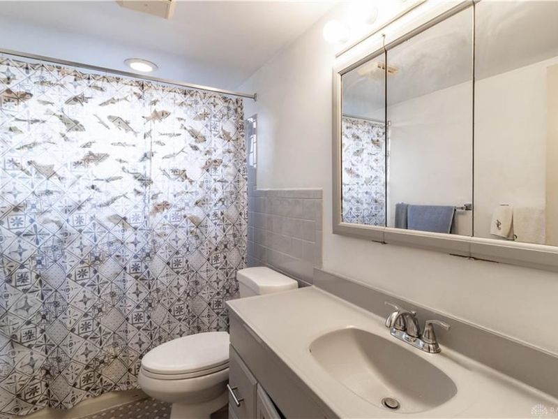 8990 Mockingbird Lane, Springfield Township, OH 45231 Photo 14