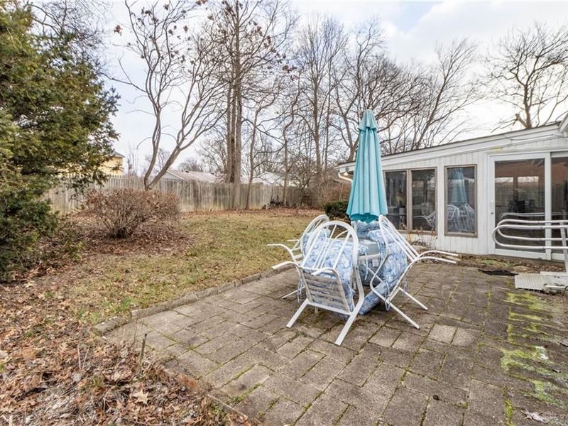 8990 Mockingbird Lane, Springfield Township, OH 45231 Photo 24