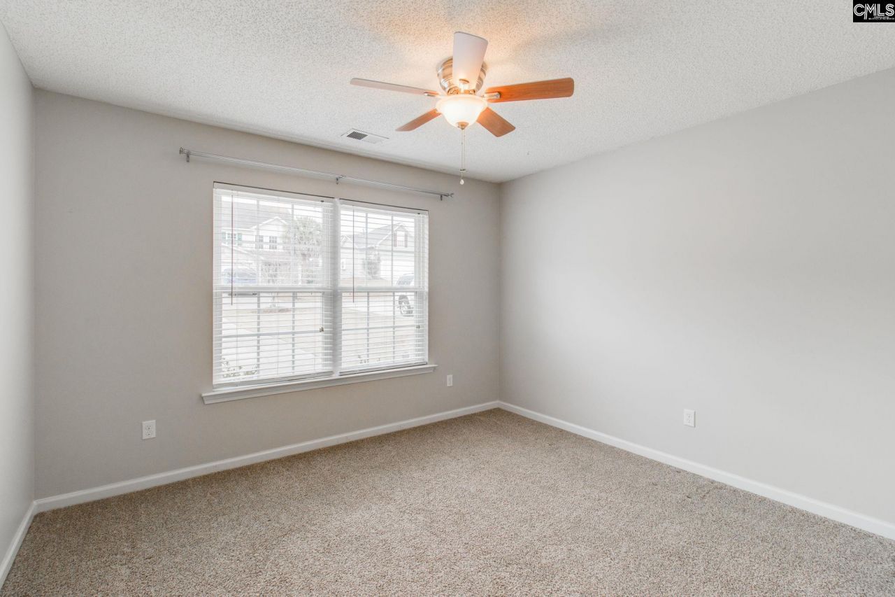 341 Southmen Lane Photo 24