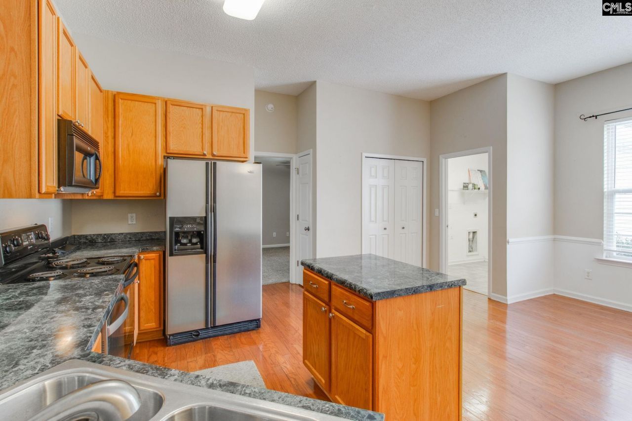 341 Southmen Lane Photo 9