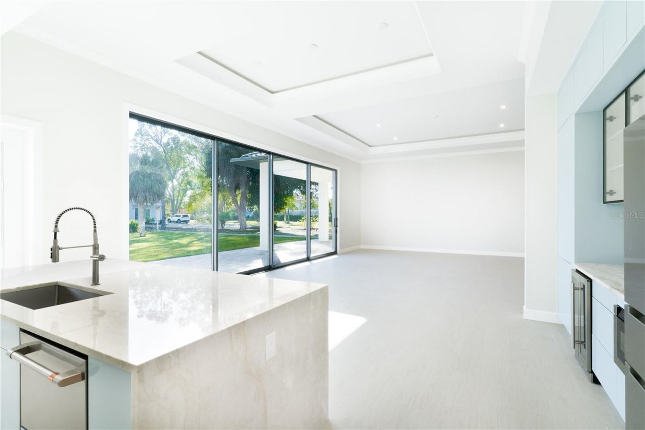 2414 Bayshore Road, Nokomis, FL 34275 Photo