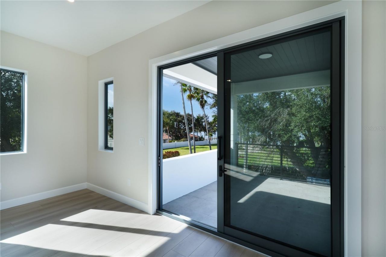 2414 Bayshore Road, Nokomis, FL 34275 Photo