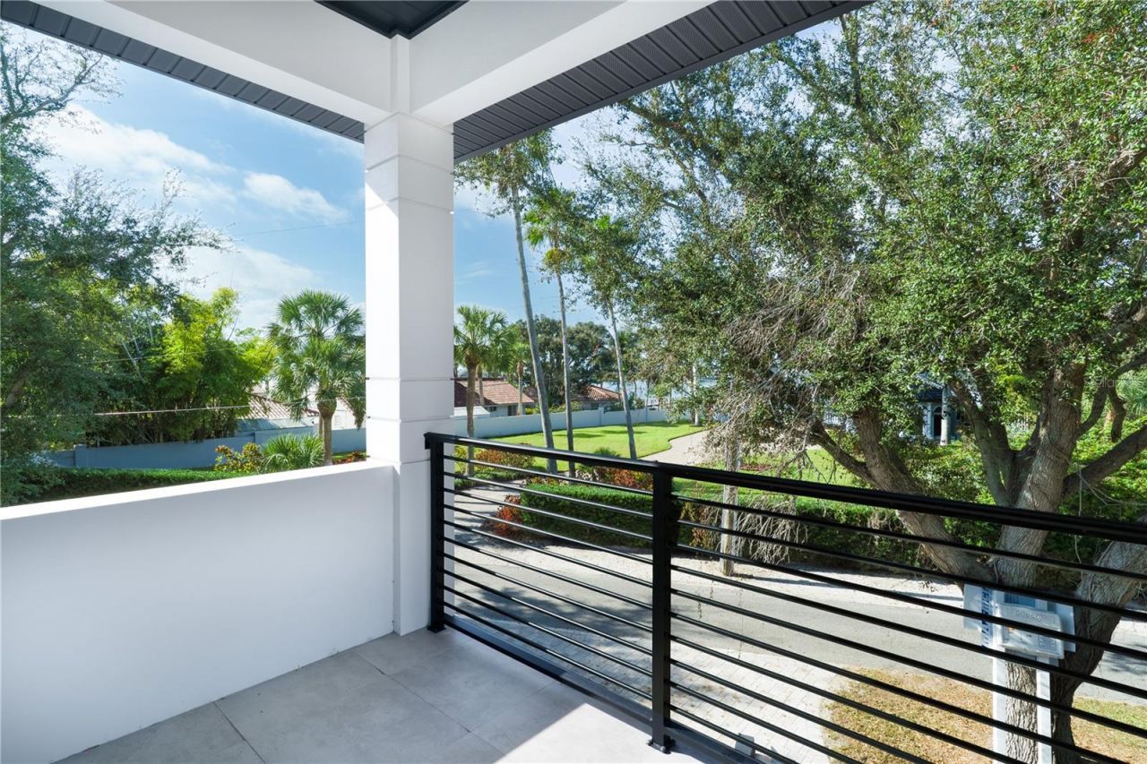 2414 Bayshore Road, Nokomis, FL 34275 Photo