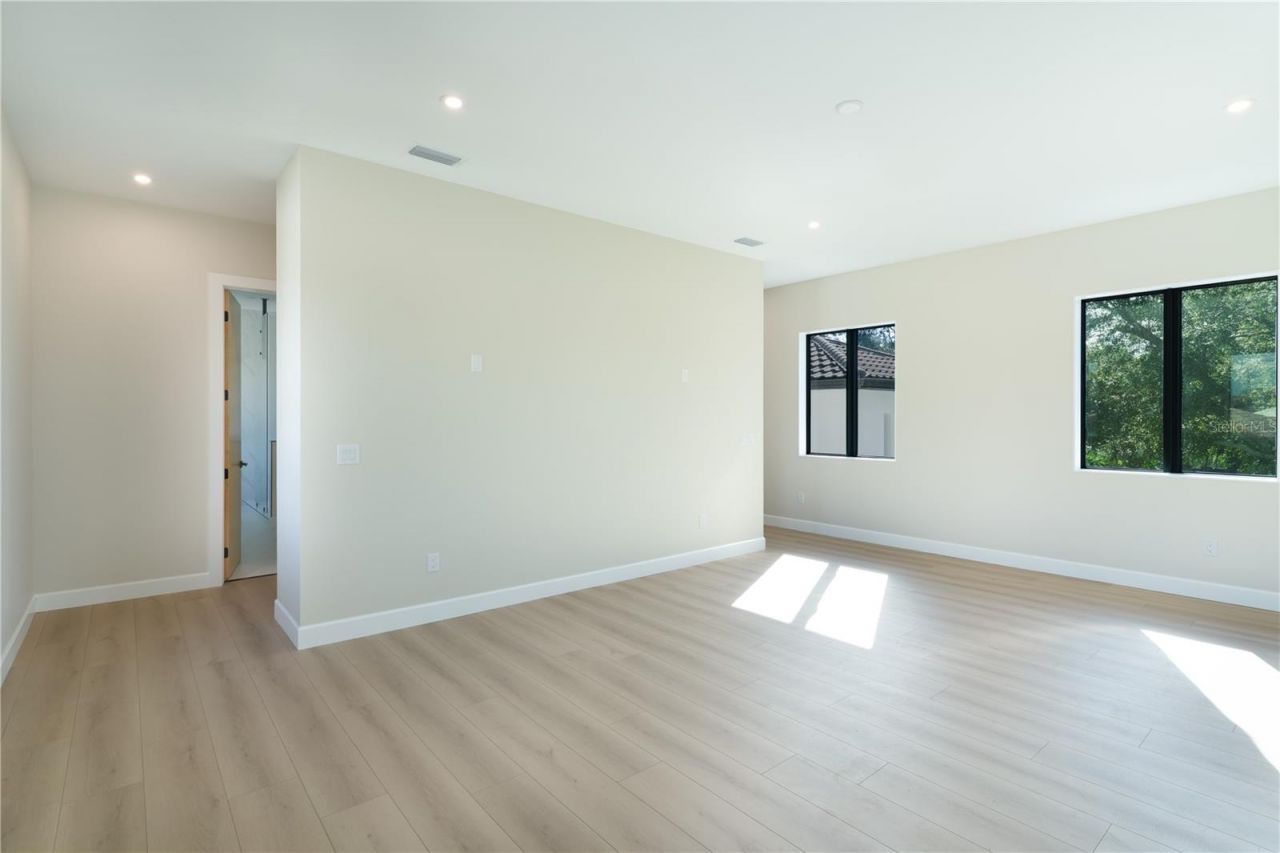 2414 Bayshore Road, Nokomis, FL 34275 Photo