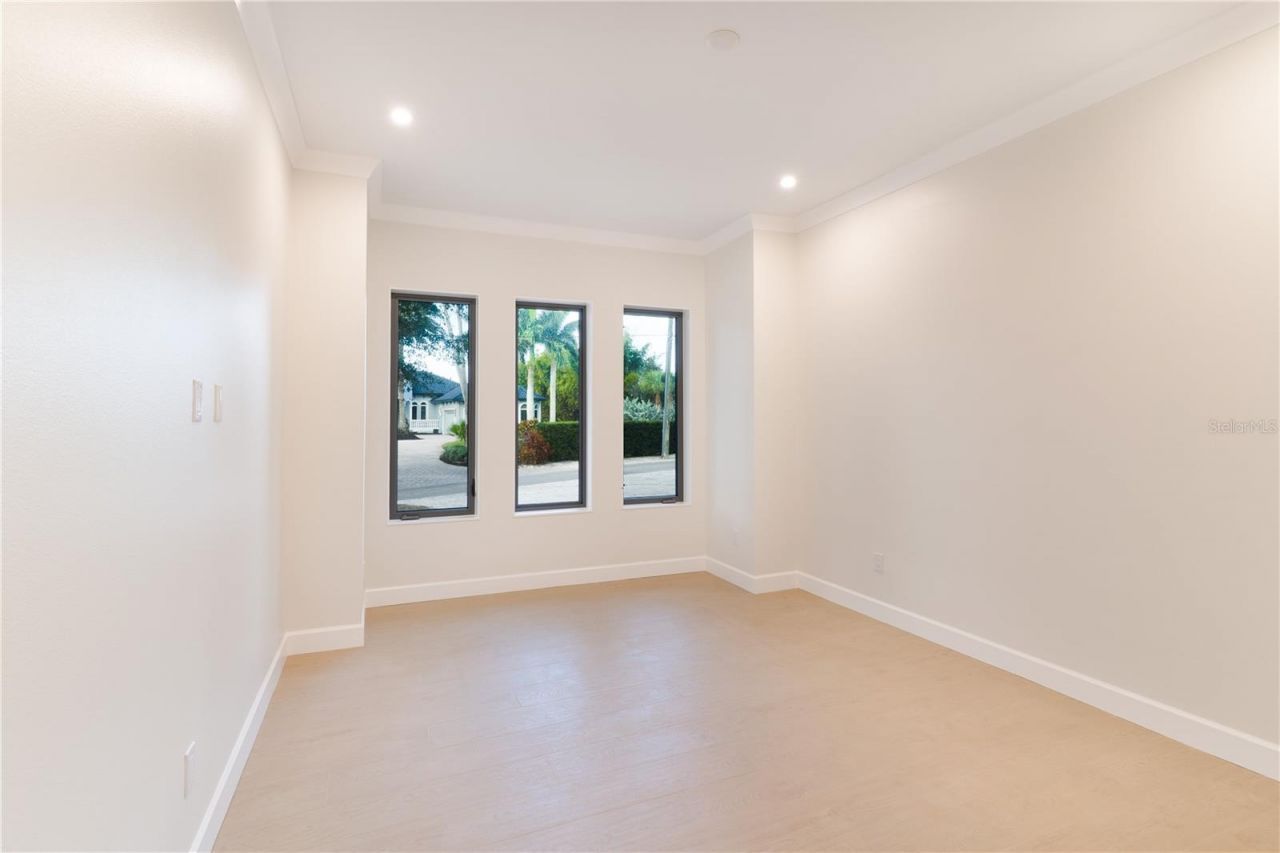 2414 Bayshore Road, Nokomis, FL 34275 Photo