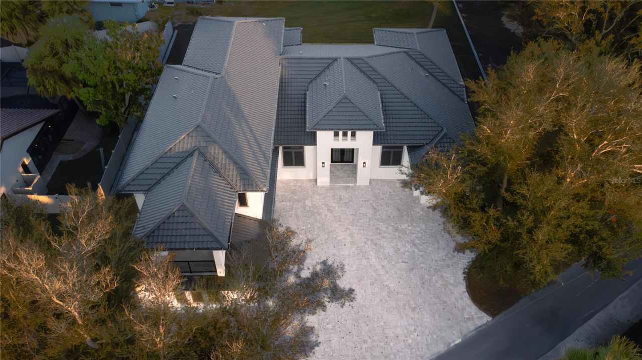 2414 Bayshore Road, Nokomis, FL 34275 Photo