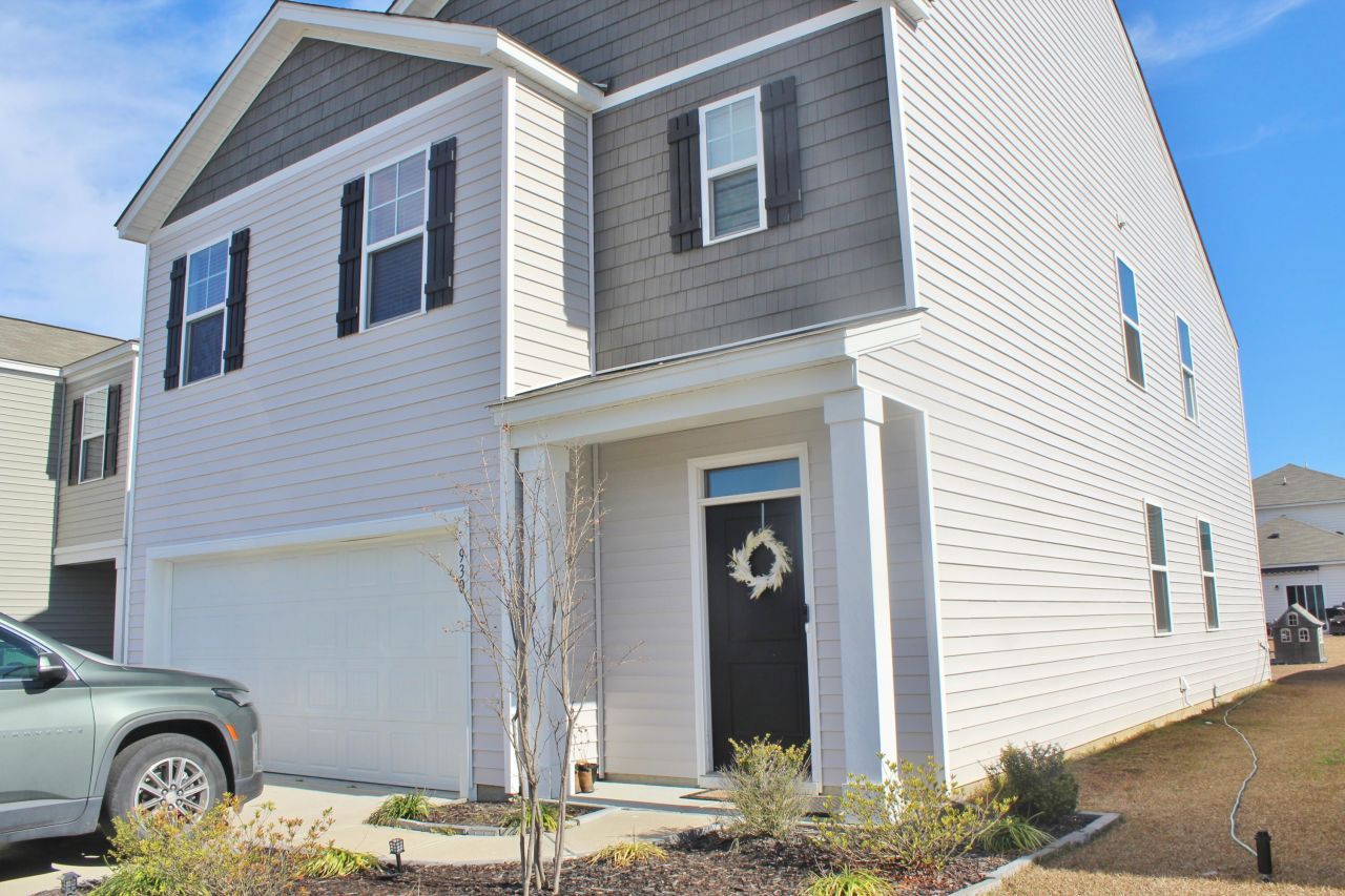 930 Woodside Creek Lane Photo 1