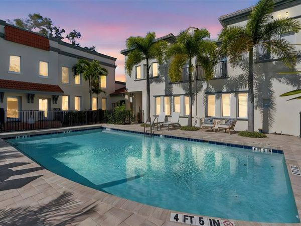 1685 LAUREL STREET, Unit 3, SARASOTA, FL 34236