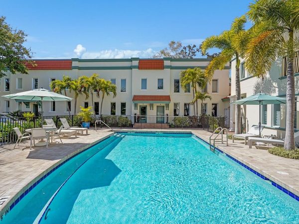 1685 LAUREL STREET, Unit 3, SARASOTA, FL 34236