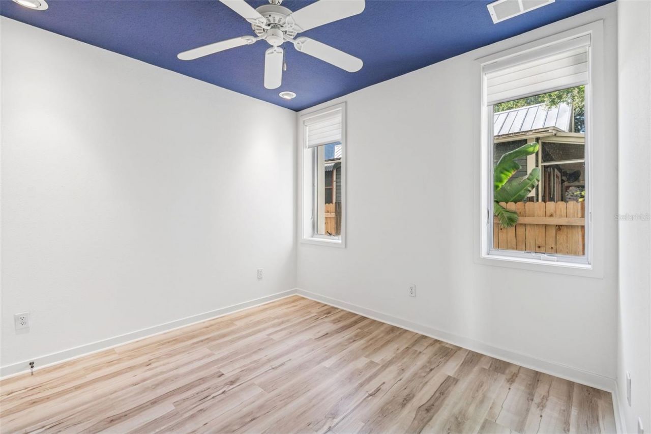 1685 Laurel Street, Unit 3, Sarasota, FL 34236 Photo