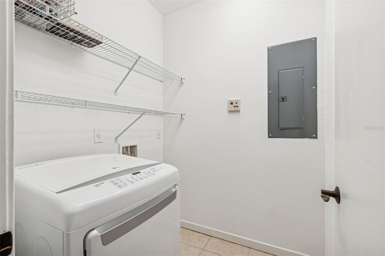 1685 Laurel Street, Unit 3, Sarasota, FL 34236 Photo