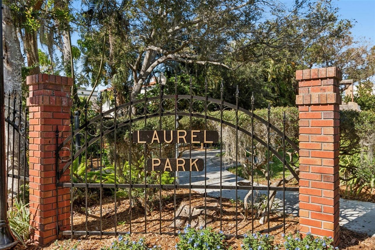 1685 Laurel Street, Unit 3, Sarasota, FL 34236 Photo