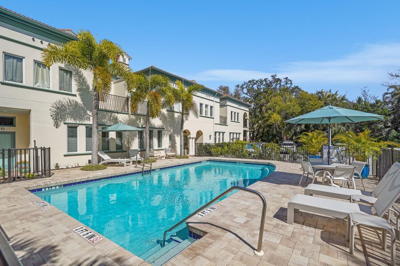 1685 Laurel Street, Unit 3, Sarasota, FL 34236 Photo