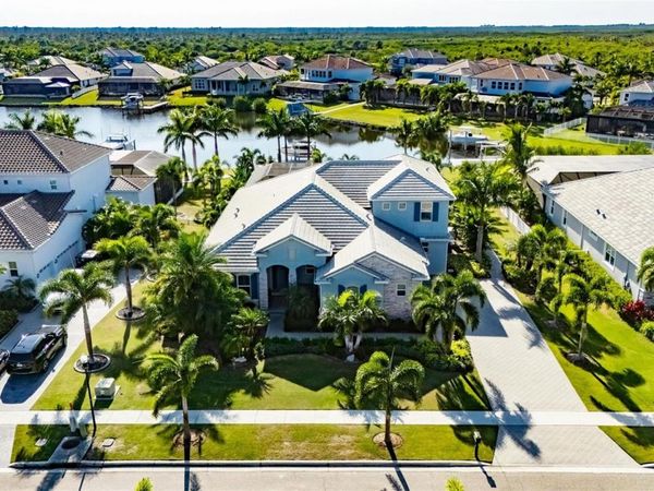 851 MANNS HARBOR DRIVE, APOLLO BEACH, FL 33572