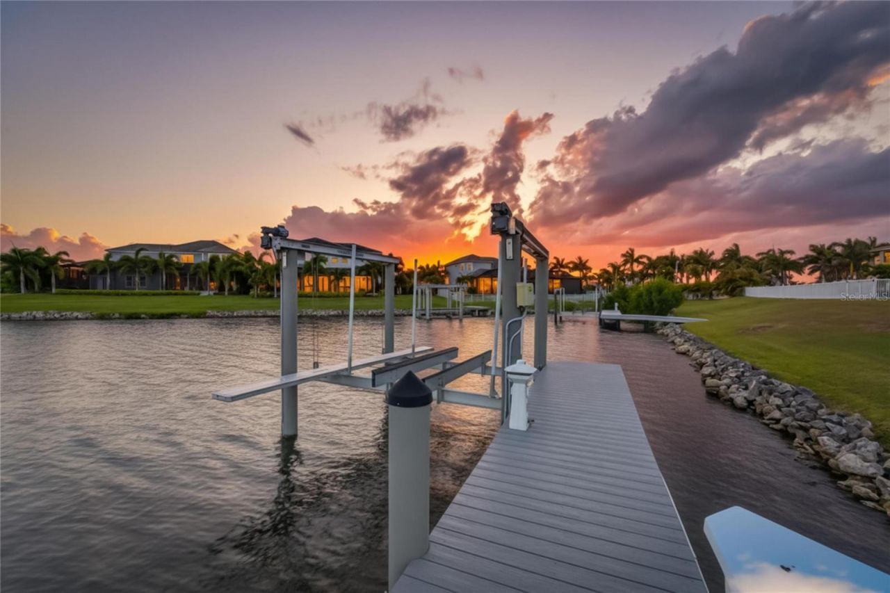 851 Manns Harbor Drive, Apollo Beach, FL 33572 Photo