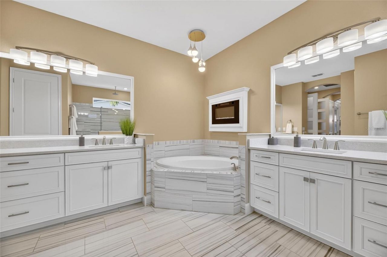 851 Manns Harbor Drive, Apollo Beach, FL 33572 Photo