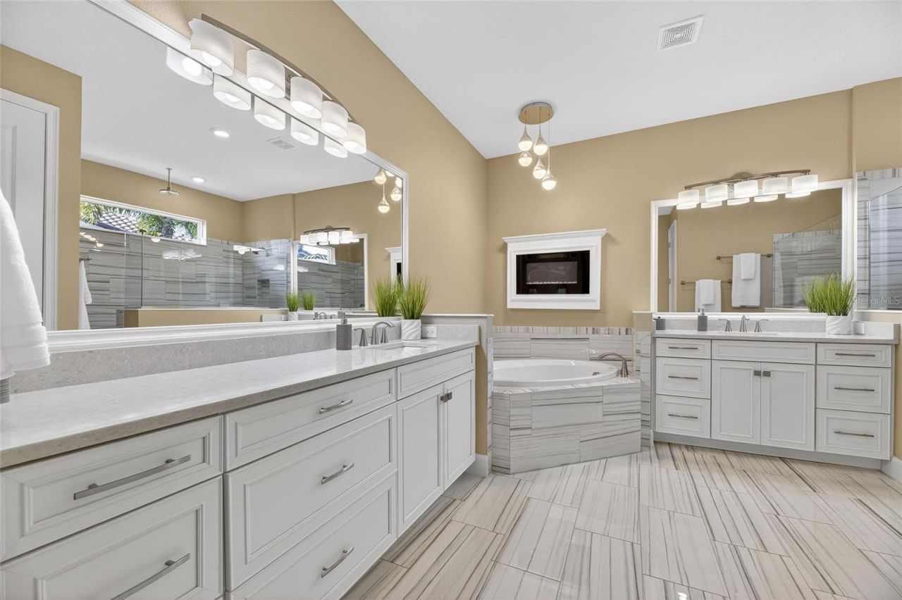 851 Manns Harbor Drive, Apollo Beach, FL 33572 Photo