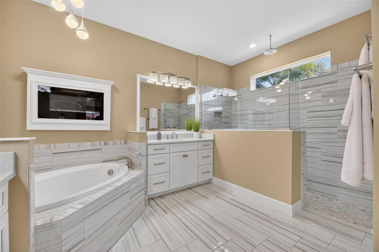 851 Manns Harbor Drive, Apollo Beach, FL 33572 Photo