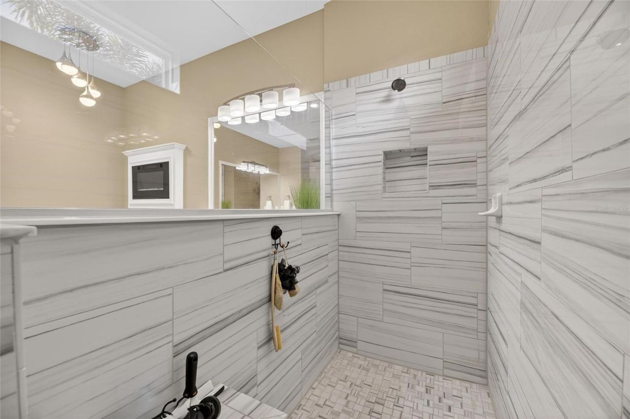 851 Manns Harbor Drive, Apollo Beach, FL 33572 Photo