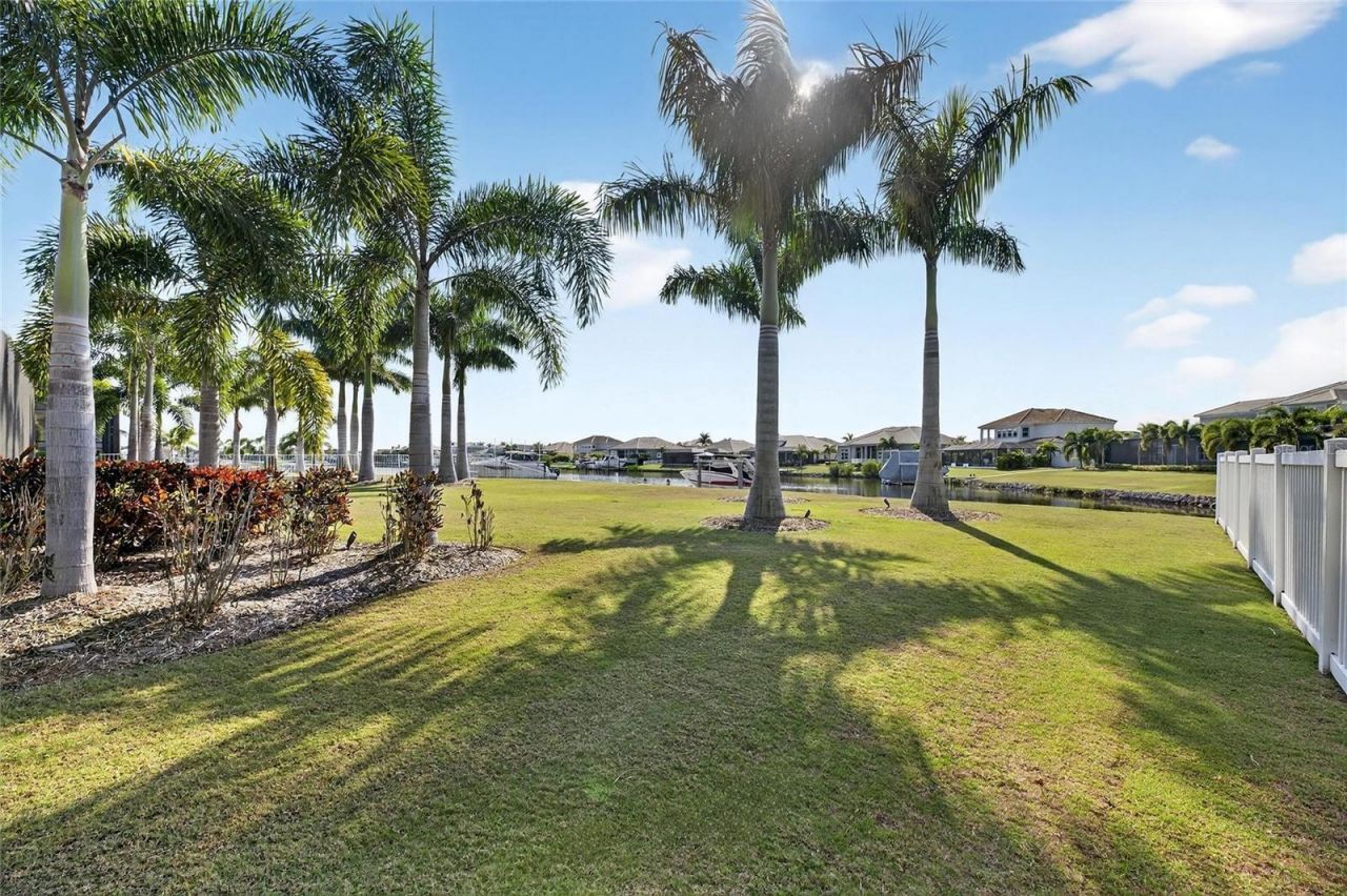 851 Manns Harbor Drive, Apollo Beach, FL 33572 Photo