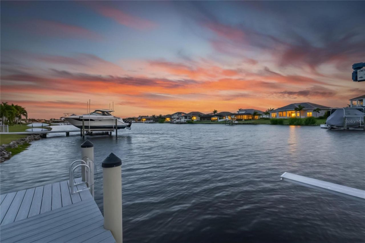 851 Manns Harbor Drive, Apollo Beach, FL 33572 Photo