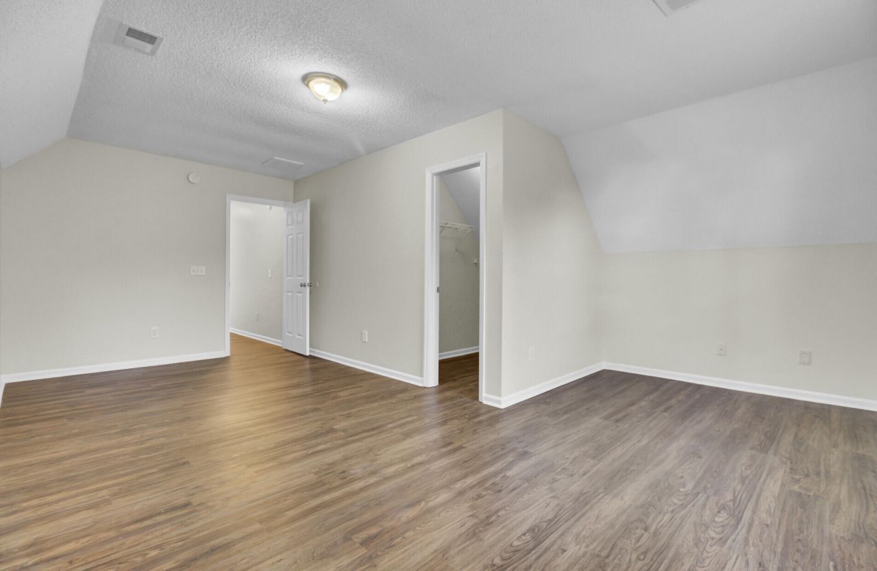 111 Kilpatrick Court Photo 29