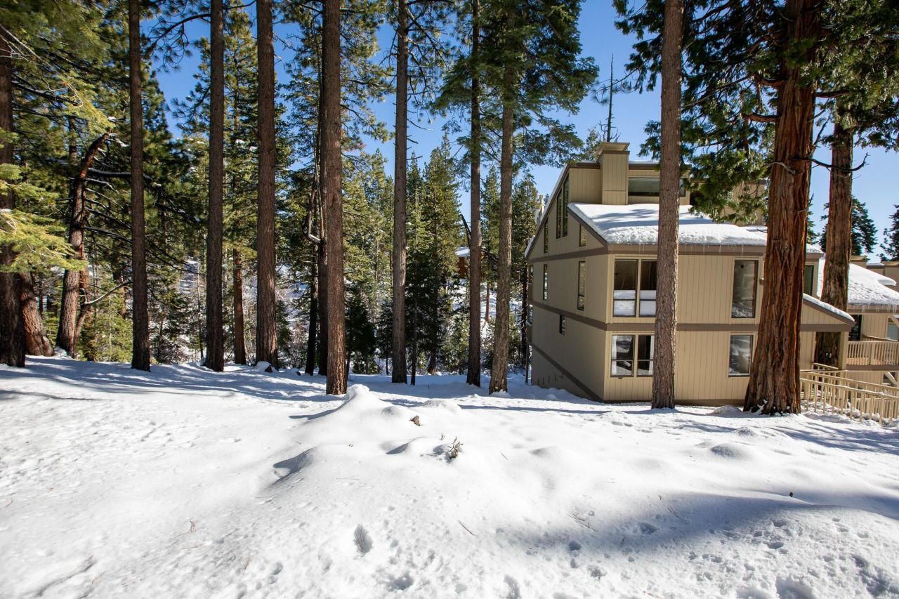 1001 Commonwealth Drive, Kings Beach, CA 96143 Photo