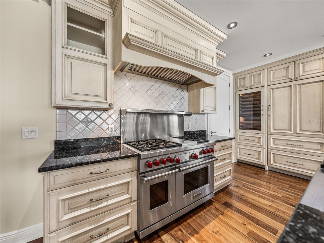 3910 Gulf Boulevard, Unit 400, Saint Pete Beach, FL 33706 Photo