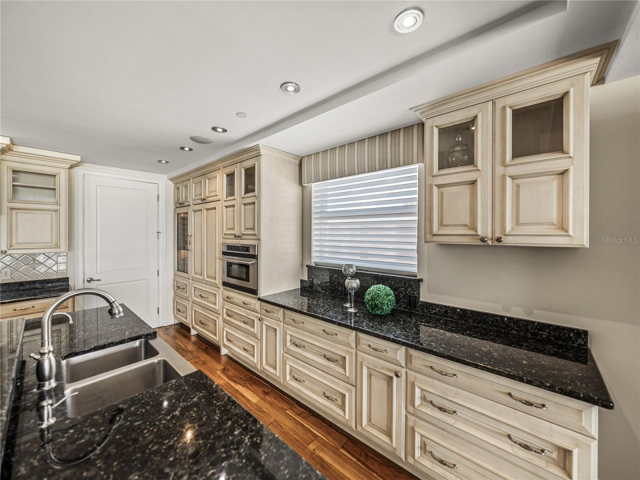 3910 Gulf Boulevard, Unit 400, Saint Pete Beach, FL 33706 Photo