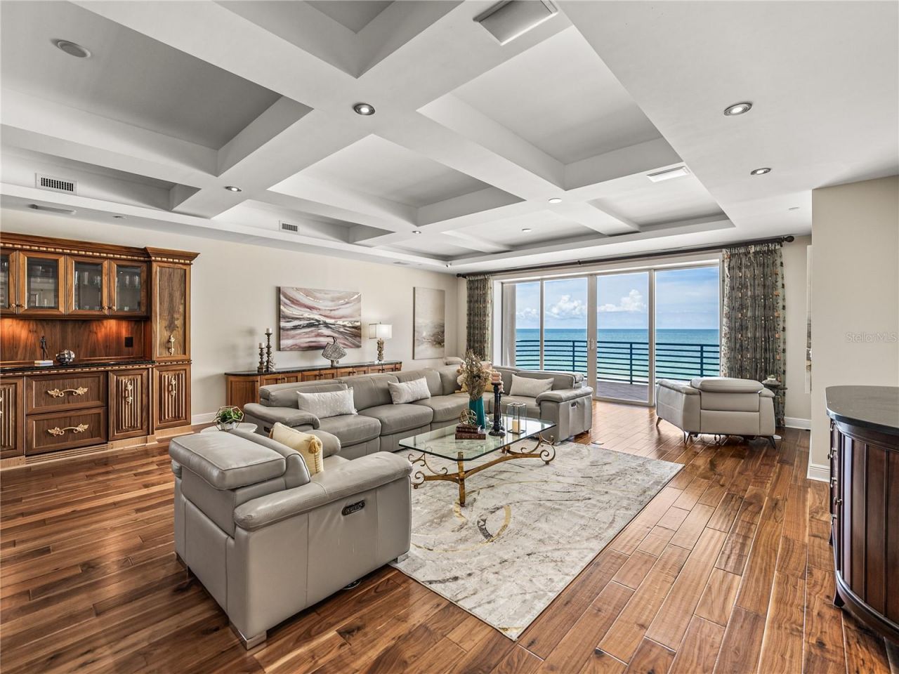 3910 Gulf Boulevard, Unit 400, Saint Pete Beach, FL 33706 Photo