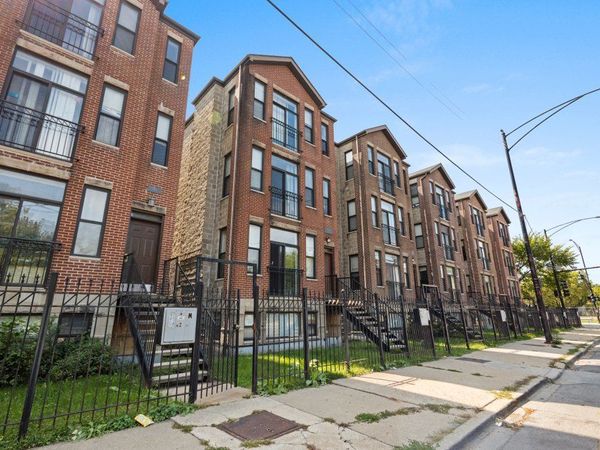 949 W 51st Street, Chicago, IL 60609