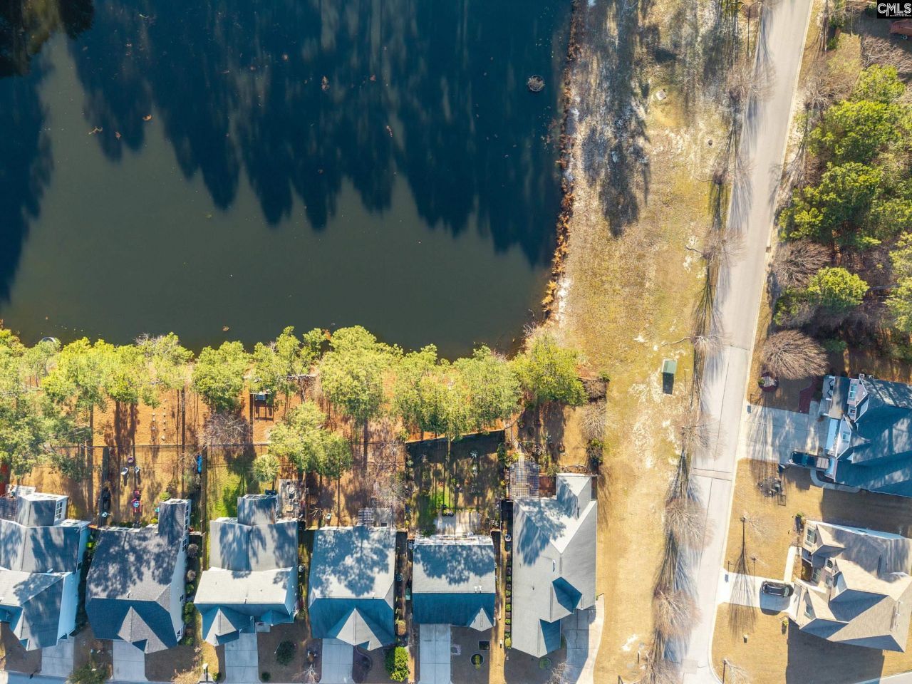 408 Edenhall Drive Photo 25