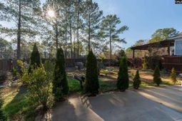 408 Edenhall Drive photo 4