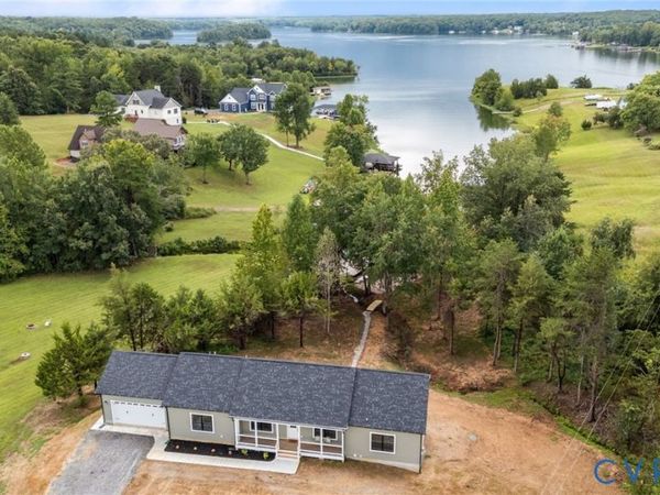 6206 Stubbs Cove Lane , Spotsylvania, VA 22551