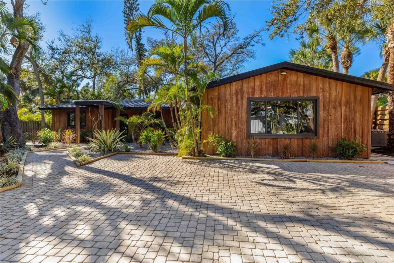 4534 Banan Place, Siesta Key, FL 34242 Photo