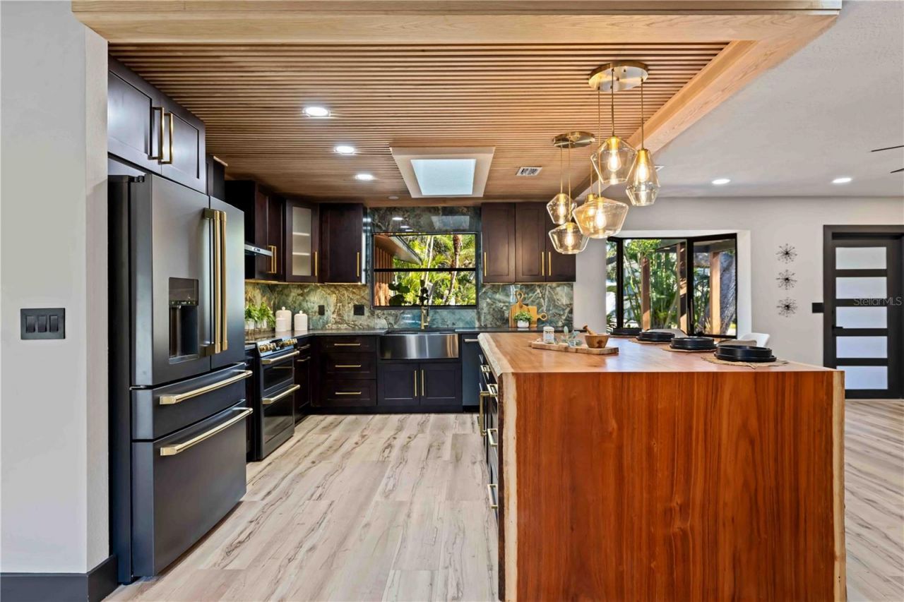 4534 Banan Place, Siesta Key, FL 34242 Photo