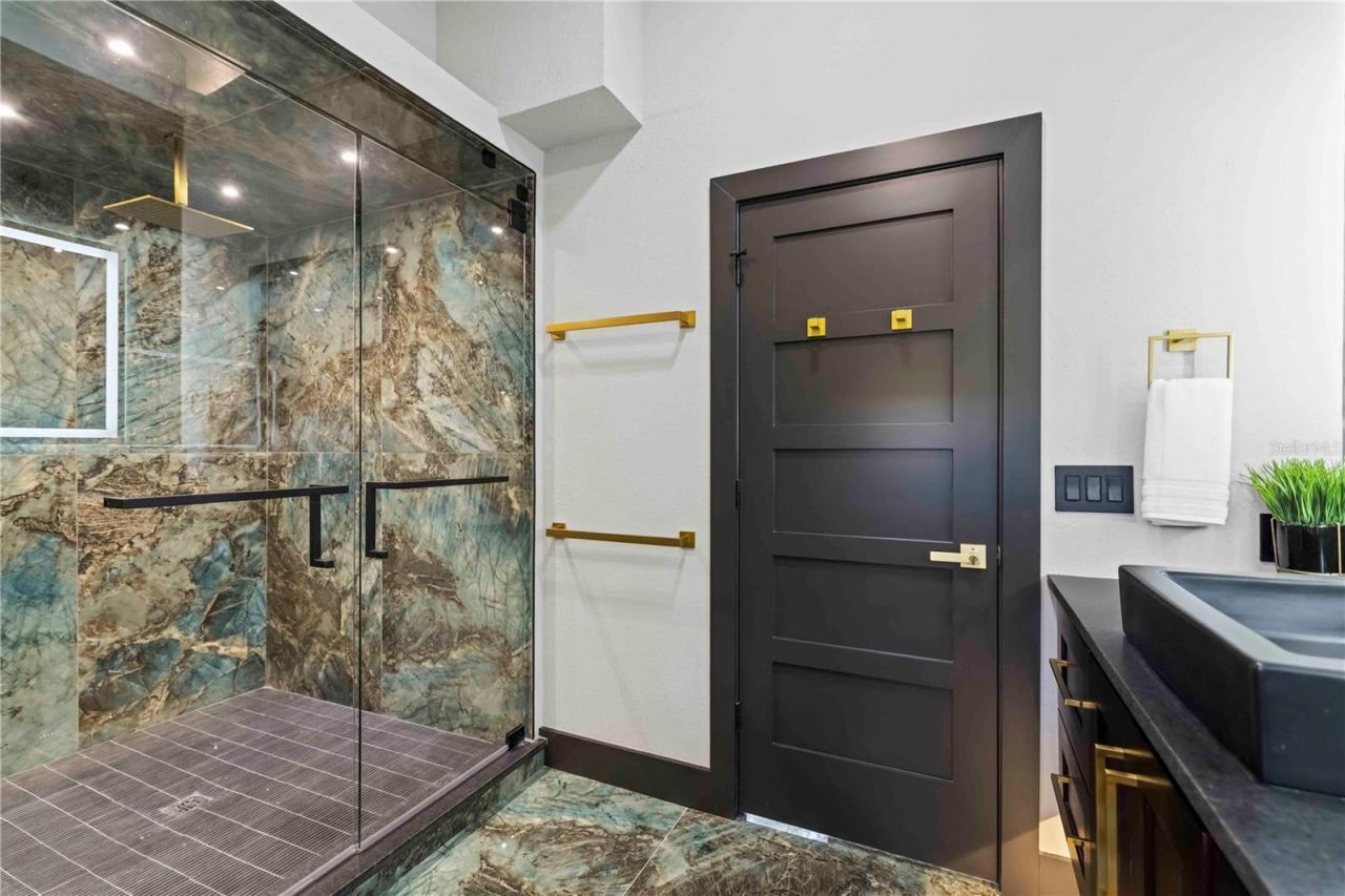 4534 Banan Place, Siesta Key, FL 34242 Photo