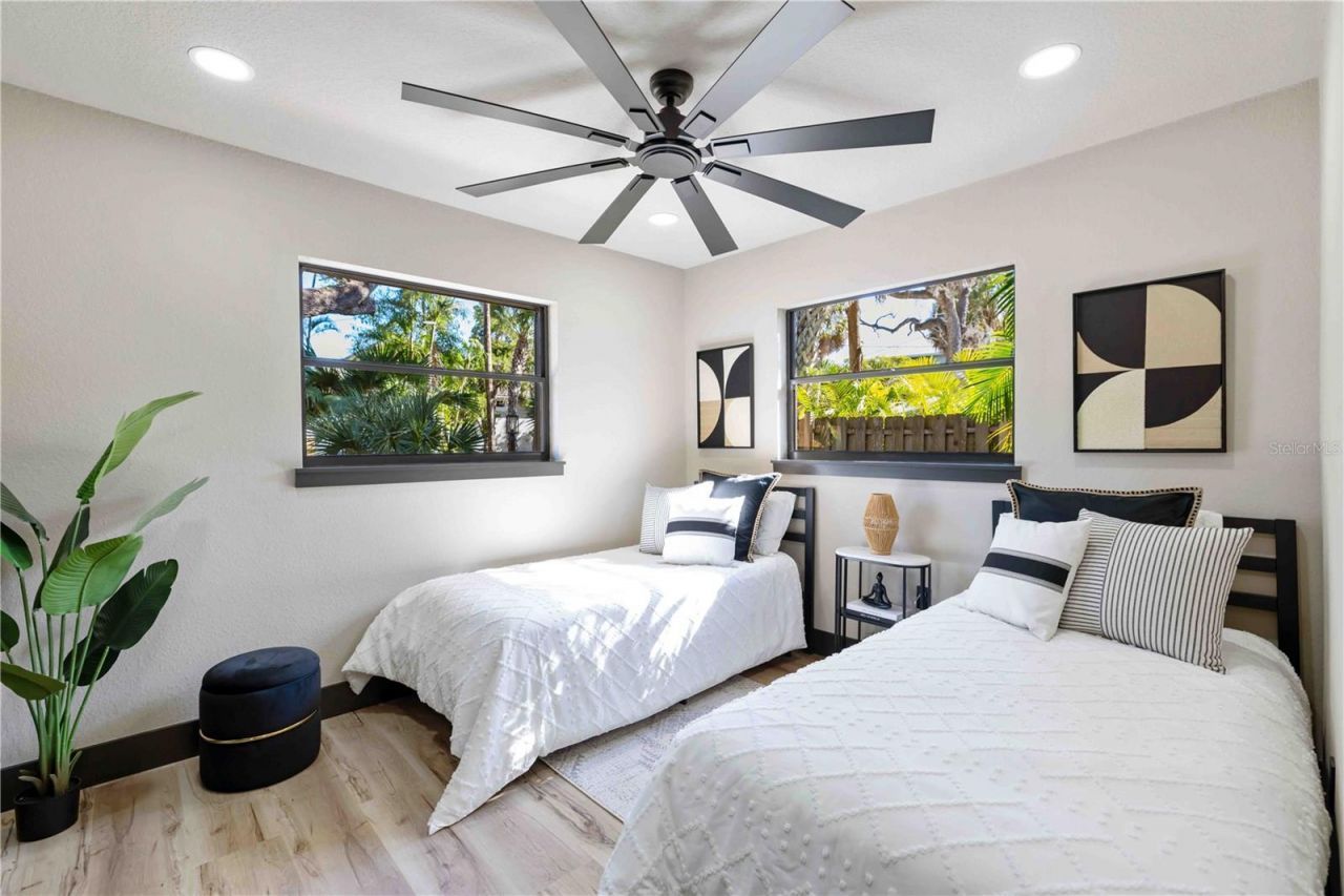 4534 Banan Place, Siesta Key, FL 34242 Photo