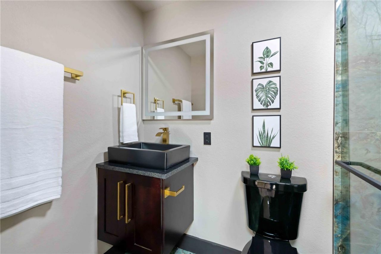 4534 Banan Place, Siesta Key, FL 34242 Photo