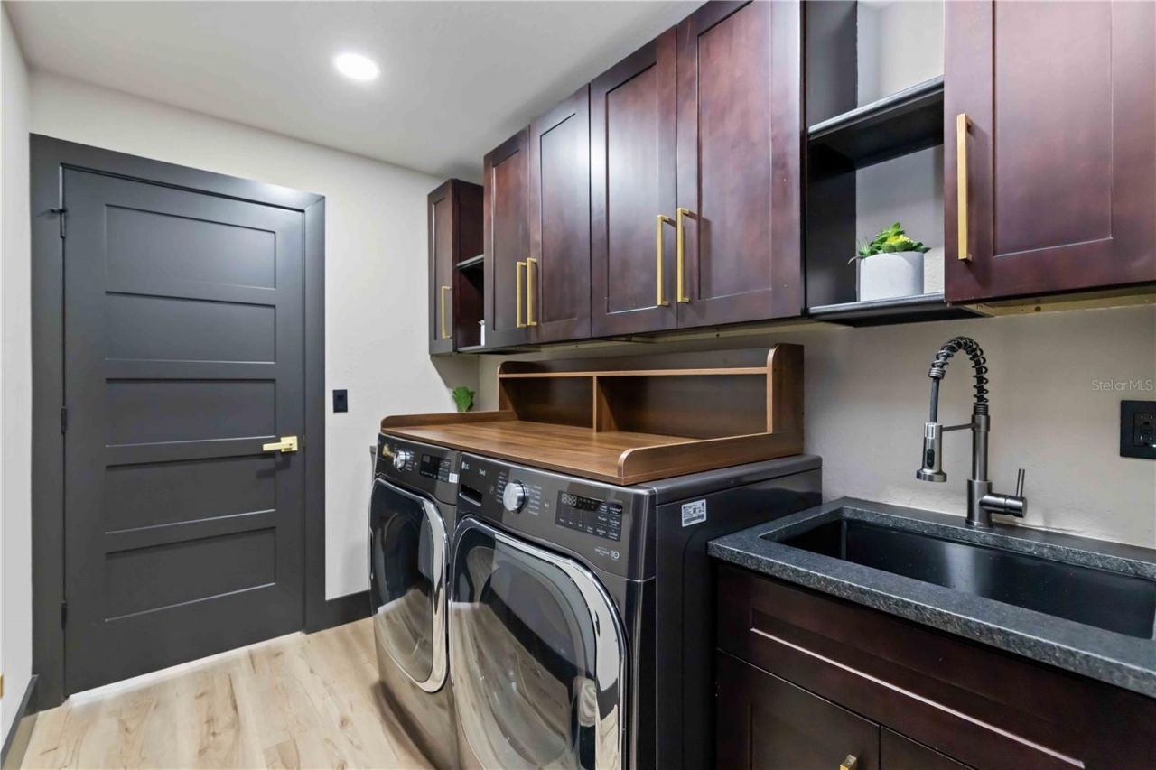 4534 Banan Place, Siesta Key, FL 34242 Photo