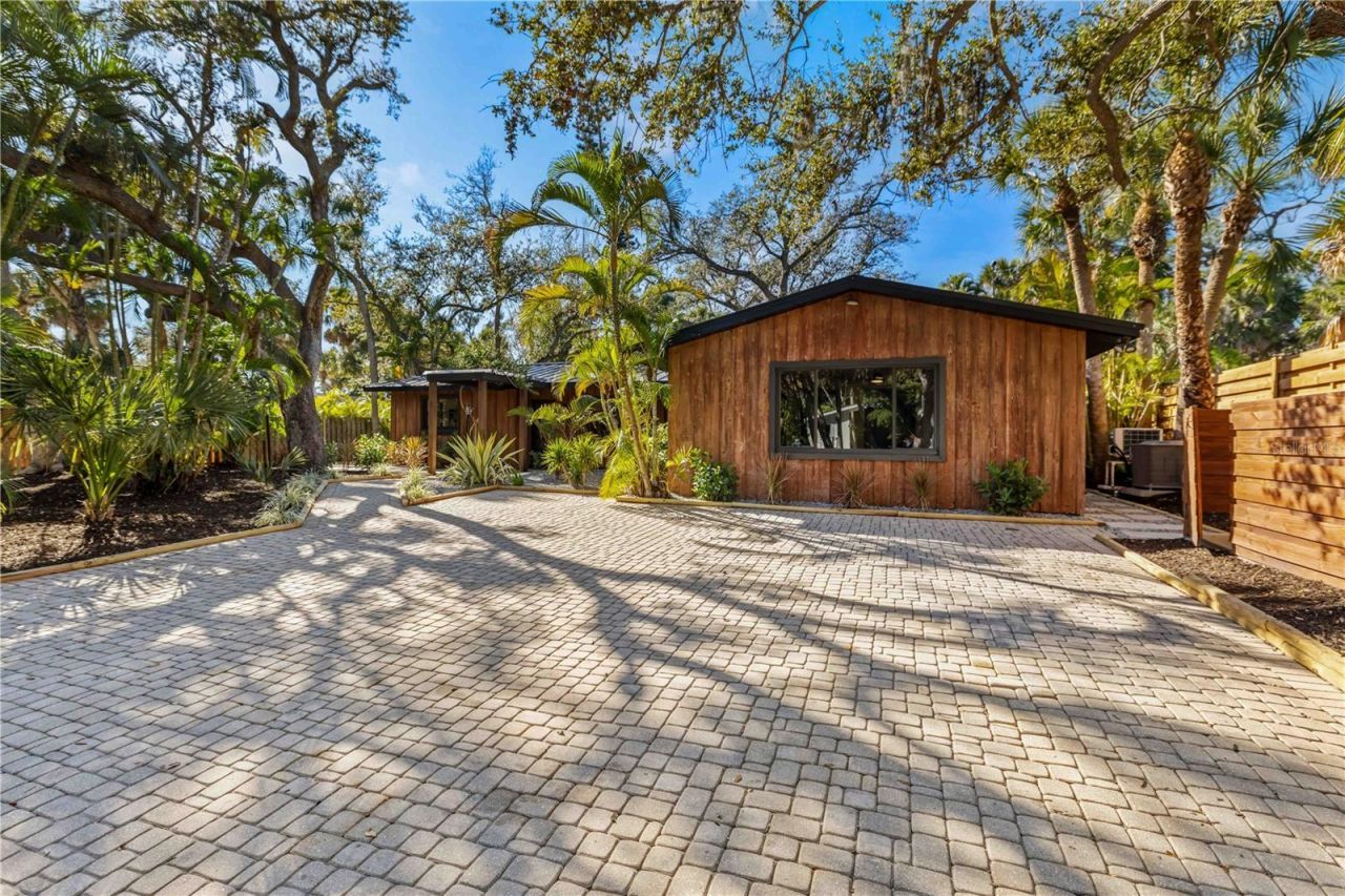 4534 Banan Place, Siesta Key, FL 34242 Photo